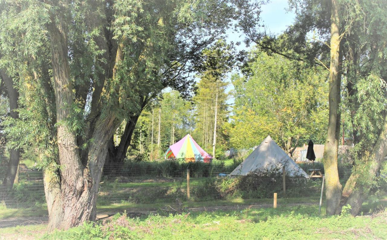 'BAYWATCH' Twin bed lakeside wooden tipi Hotel Sudbury  Buitenkant foto